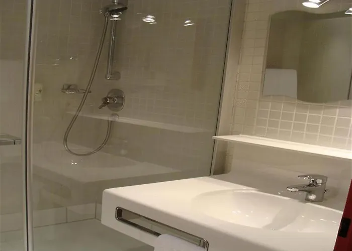 Bischof Отель 4*